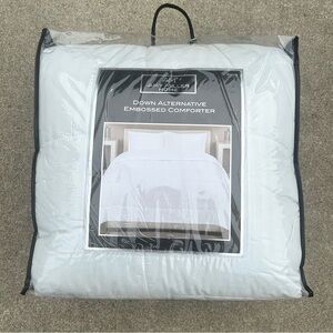 NEW Amy Miller Down Alternative Embossed Comforter White/Ivory Color King Size